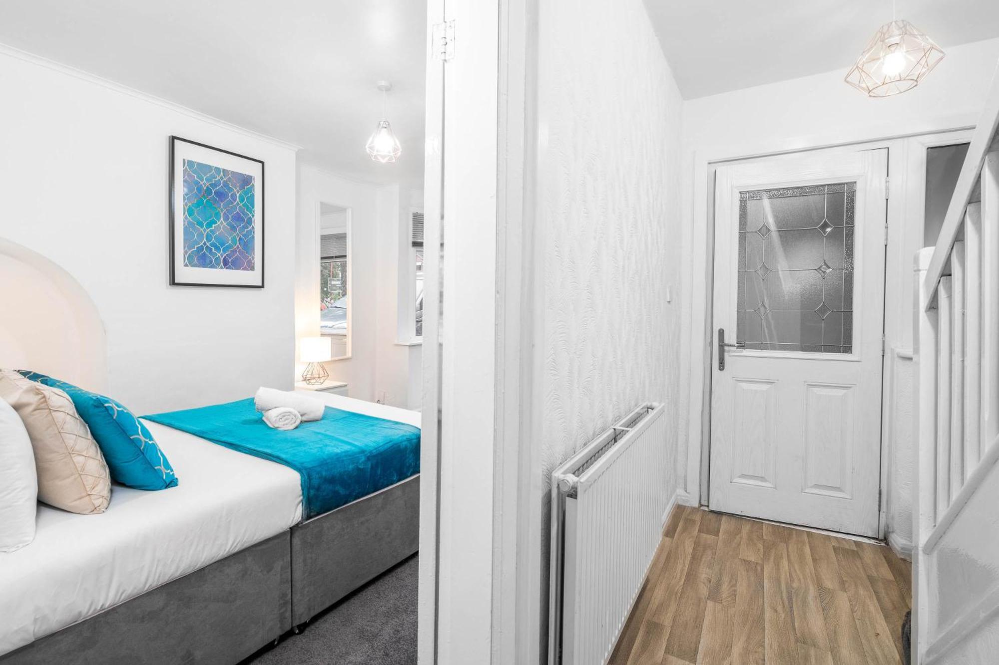 4 Bedroom House - Accommodates 7 - Garden - Parking - Netflix - Wifi - 559T Μπέρμιγχαμ Εξωτερικό φωτογραφία